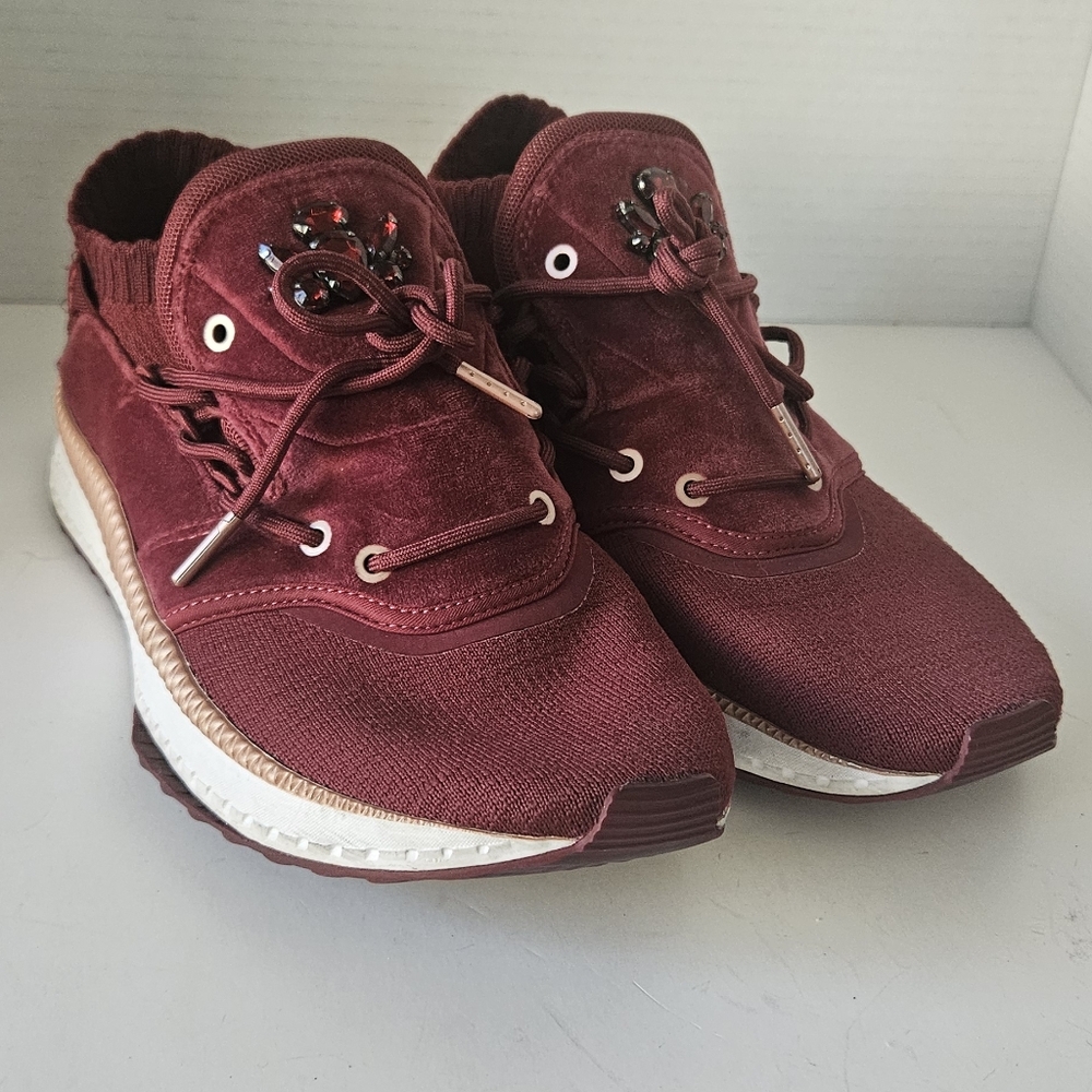 PUMA Womens Tsugi Shinsei Burgundy Velour Jeweled Sneaker Size‎ 10